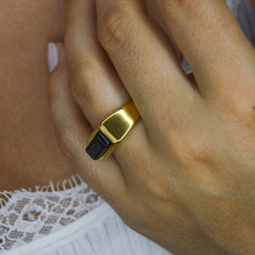 Black Lagoon Ring